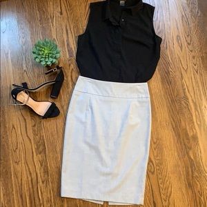 Grey pencil skirt - Size 4